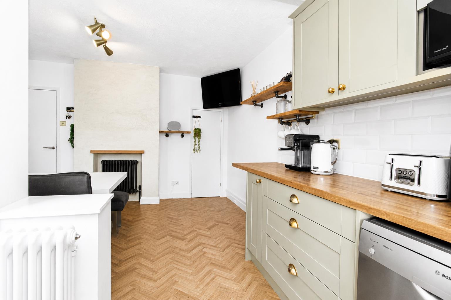 Canons Lane, Burgh Heath, Tadworth
